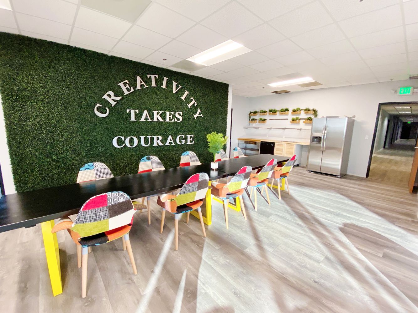 Circle Hub Ventura: 1300 Eastman Ave, Ventura, CA 93003